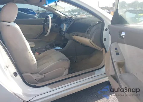 2013 Nissan Altima 2.5 S z USA, uszkodzony, nr VIN 1N4AL2EP2DC174823